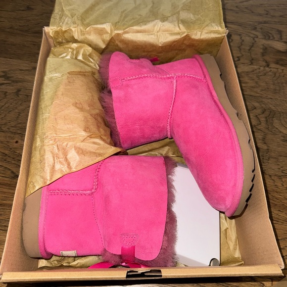 NIB BIG KIDS PINK K MINI BAILEY BOW II SIZE 6 - Picture 5 of 5